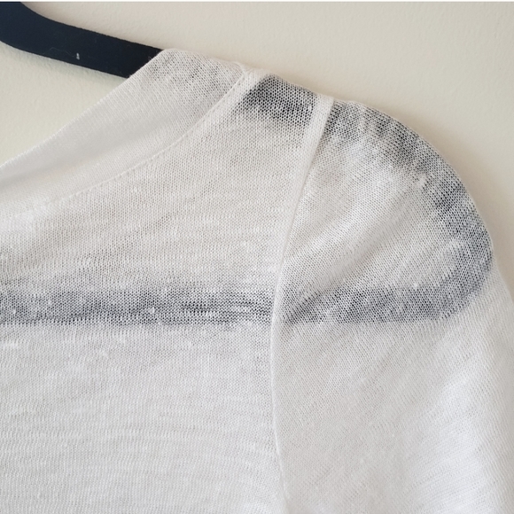 Linen Cut Out Tee - Picture 4 of 7